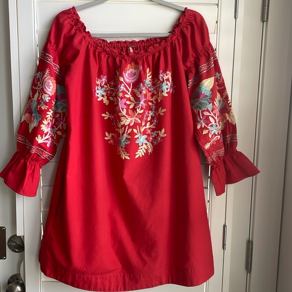Free People Tops - Free people women's red embroidered pullover peasant baby doll tunic top GUC